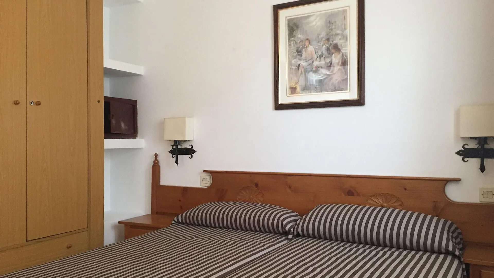 Apartamentos Santi Lloret de Mar