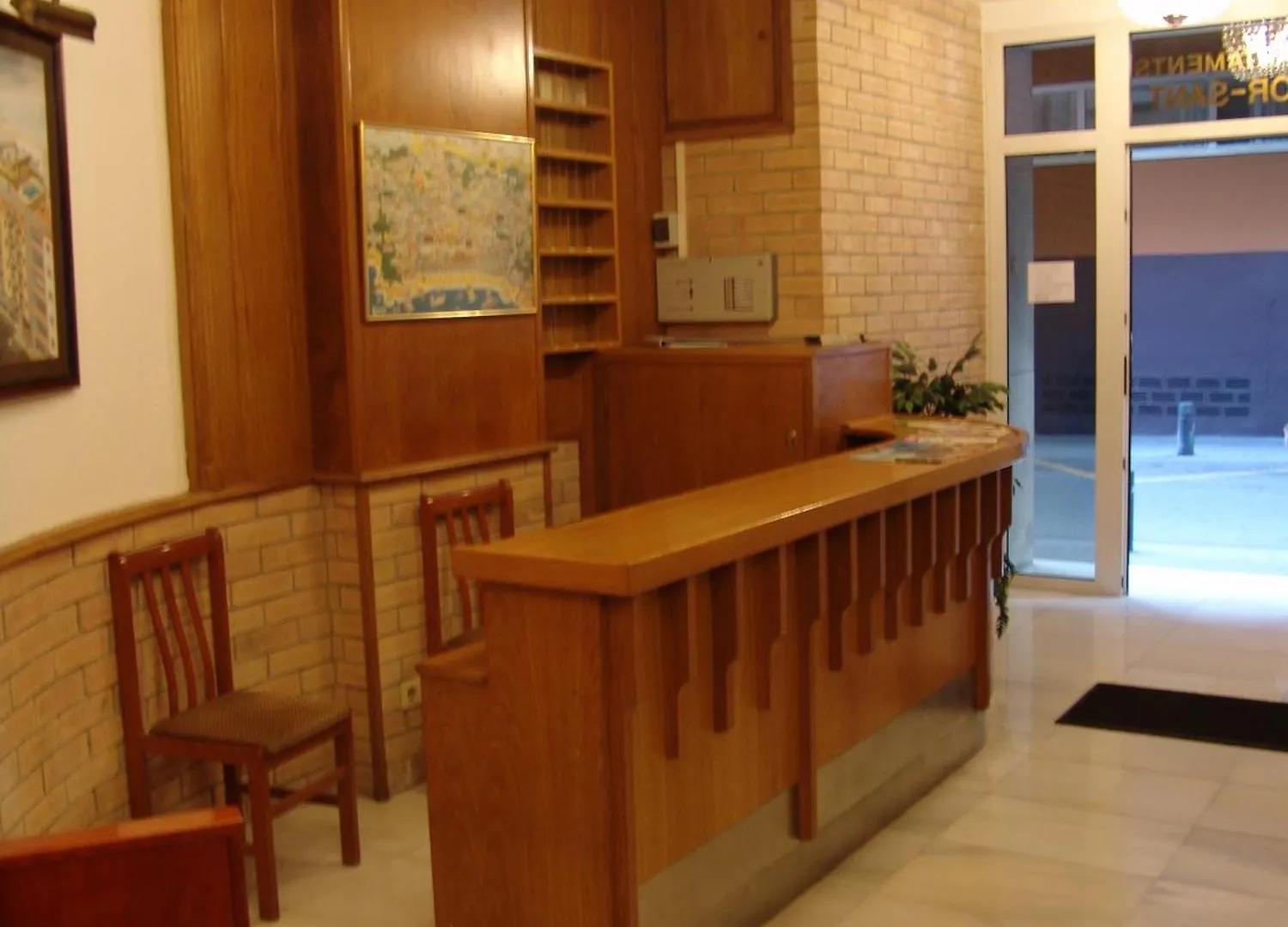 Apartamentos Santi Lloret de Mar 0*,  Espagne